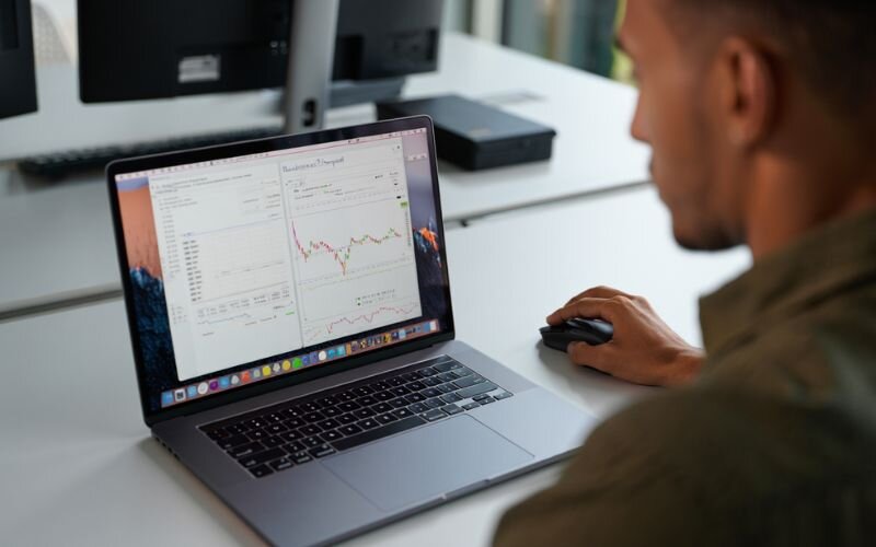 Visual settings can be modified for better chart clarity